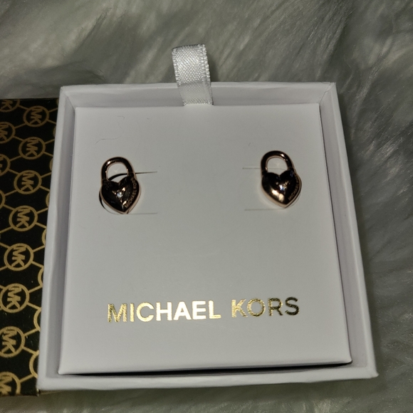 Michael Kors earings - Picture 1 of 2